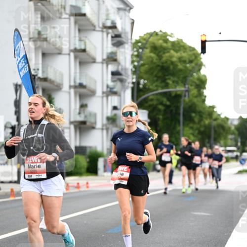 14.06.2026 - REWE Women's Run Dr. Thomas Lammeyer http://msf.ph/oto/9777651 14.06.2026 10:41:29 Laufen 5695 meine-sportfotos.de