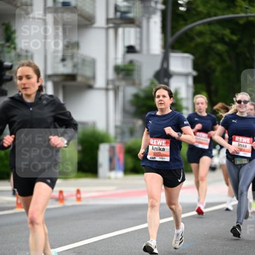 14.06.2026 - REWE Women's Run Dr. Thomas Lammeyer http://msf.ph/oto/9777668 14.06.2026 10:41:33 Laufen 5277, 979 meine-sportfotos.de