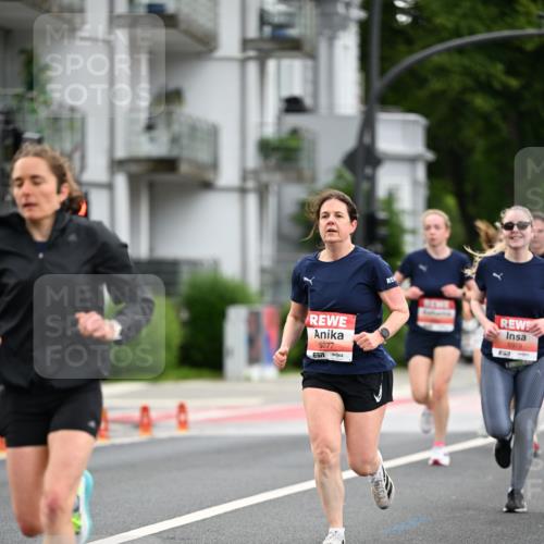 14.06.2026 - REWE Women's Run Dr. Thomas Lammeyer http://msf.ph/oto/9777669 14.06.2026 10:41:33 Laufen 5277, 5979, 7 meine-sportfotos.de
