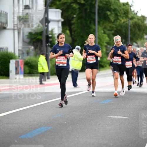14.06.2026 - REWE Women's Run Dr. Thomas Lammeyer http://msf.ph/oto/9777705 14.06.2026 10:41:41 Laufen 5679, 7 meine-sportfotos.de