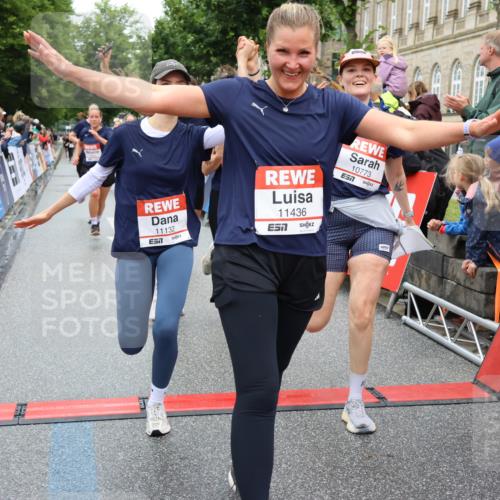 14.06.2026 - REWE Women's Run Strokosch-Dieckow http://msf.ph/oto/9777720 14.06.2026 09:57:05 Ziel 10167, 10253, 10479, 10773, 10844, 11055, 11132, 11214, 11302, 11312, 11436, 11509, 11535 meine-sportfotos.de