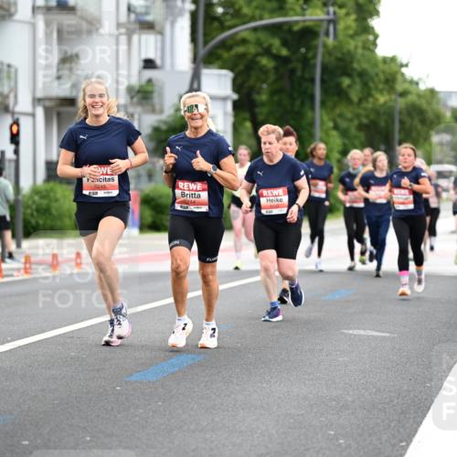 14.06.2026 - REWE Women's Run Dr. Thomas Lammeyer http://msf.ph/oto/9777730 14.06.2026 10:41:45 Laufen 5245, 5244 meine-sportfotos.de