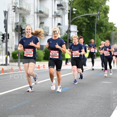 14.06.2026 - REWE Women's Run Dr. Thomas Lammeyer http://msf.ph/oto/9777736 14.06.2026 10:41:45 Laufen 5245, 57, 5244, 651 meine-sportfotos.de