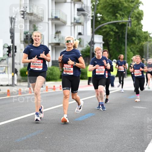 14.06.2026 - REWE Women's Run Dr. Thomas Lammeyer http://msf.ph/oto/9777737 14.06.2026 10:41:45 Laufen 5245, 5244 meine-sportfotos.de