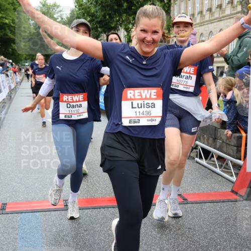 14.06.2026 - REWE Women's Run Strokosch-Dieckow http://msf.ph/oto/9777761 14.06.2026 09:57:05 Ziel 10167, 10253, 10479, 10773, 10844, 11055, 11132, 11214, 11302, 11312, 11436, 11509, 11535 meine-sportfotos.de