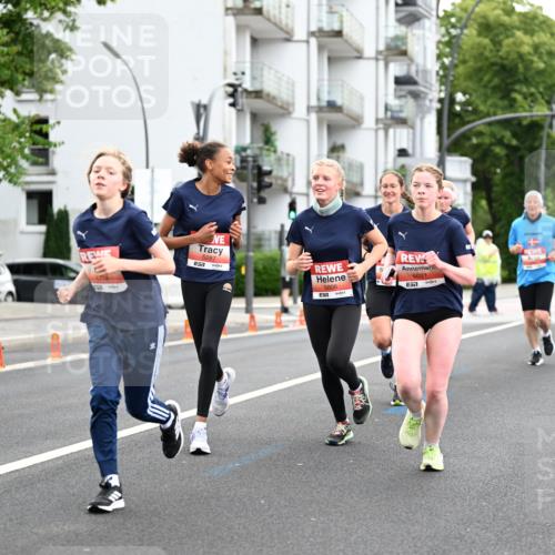 14.06.2026 - REWE Women's Run Dr. Thomas Lammeyer http://msf.ph/oto/9777781 14.06.2026 10:41:51 Laufen 100, 5778, 5287, 5806, 5021, 7 meine-sportfotos.de