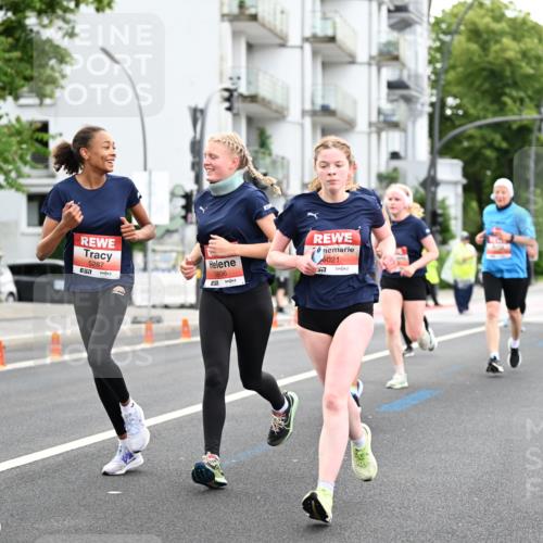 14.06.2026 - REWE Women's Run Dr. Thomas Lammeyer http://msf.ph/oto/9777786 14.06.2026 10:41:52 Laufen 778, 5287, 5806, 51, 5021 meine-sportfotos.de