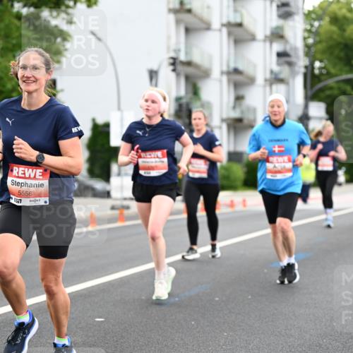 14.06.2026 - REWE Women's Run Dr. Thomas Lammeyer http://msf.ph/oto/9777799 14.06.2026 10:41:53 Laufen 5556 meine-sportfotos.de