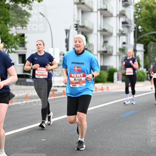 14.06.2026 - REWE Women's Run Dr. Thomas Lammeyer http://msf.ph/oto/9777807 14.06.2026 10:41:54 Laufen 000, 5753, 57, 5070, 5683, 7 meine-sportfotos.de