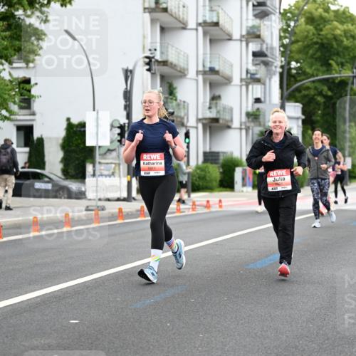 14.06.2026 - REWE Women's Run Dr. Thomas Lammeyer http://msf.ph/oto/9777822 14.06.2026 10:41:56 Laufen 5911, 657, 5500 meine-sportfotos.de