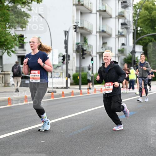 14.06.2026 - REWE Women's Run Dr. Thomas Lammeyer http://msf.ph/oto/9777825 14.06.2026 10:41:57 Laufen 5911, 100, 600 meine-sportfotos.de