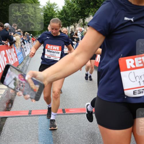 14.06.2026 - REWE Women's Run Strokosch-Dieckow http://msf.ph/oto/9777835 14.06.2026 09:57:07 Ziel 10167, 10253, 10479, 10740, 10773, 10844, 11055, 11132, 11214, 11302, 11344, 11436, 11509, 11535 meine-sportfotos.de