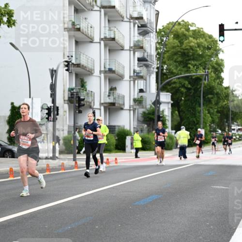 14.06.2026 - REWE Women's Run Dr. Thomas Lammeyer http://msf.ph/oto/9777860 14.06.2026 10:42:02 Laufen 5337 meine-sportfotos.de