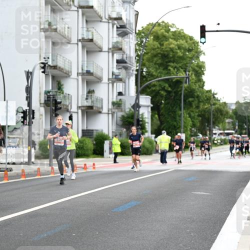 14.06.2026 - REWE Women's Run Dr. Thomas Lammeyer http://msf.ph/oto/9777863 14.06.2026 10:42:02 Laufen 5505, 57 meine-sportfotos.de