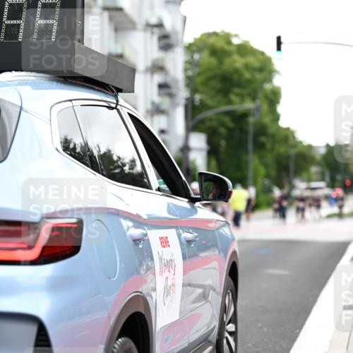 14.06.2026 - REWE Women's Run Dr. Thomas Lammeyer http://msf.ph/oto/9777889 14.06.2026 10:42:05 Laufen 8, 88 meine-sportfotos.de