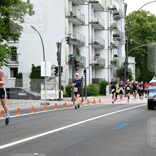 14.06.2026 - REWE Women's Run Dr. Thomas Lammeyer http://msf.ph/oto/9777913 14.06.2026 10:42:09 Laufen 2, 8, 80, 69, 389 meine-sportfotos.de