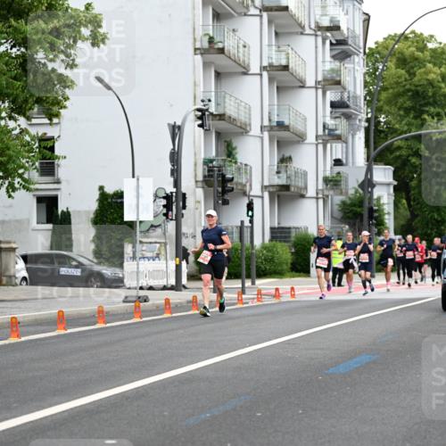 14.06.2026 - REWE Women's Run Dr. Thomas Lammeyer http://msf.ph/oto/9777916 14.06.2026 10:42:09 Laufen 2, 0, 88, 00, 389 meine-sportfotos.de