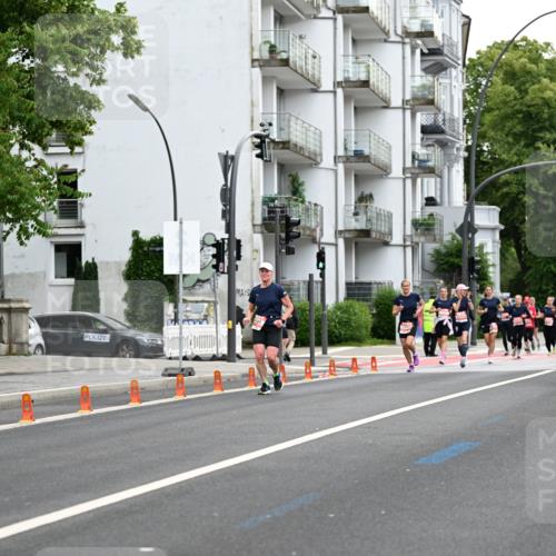 14.06.2026 - REWE Women's Run Dr. Thomas Lammeyer http://msf.ph/oto/9777918 14.06.2026 10:42:09 Laufen 2, 0, 88, 00, 389 meine-sportfotos.de