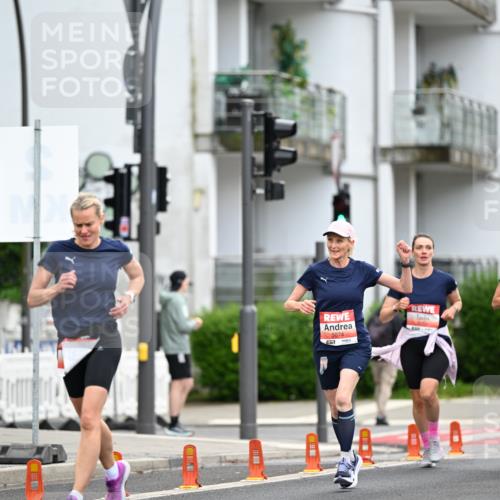 14.06.2026 - REWE Women's Run Dr. Thomas Lammeyer http://msf.ph/oto/9777925 14.06.2026 10:42:13 Laufen 5074 meine-sportfotos.de