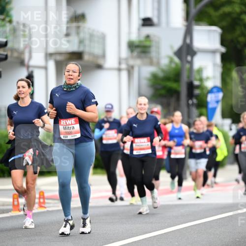 14.06.2026 - REWE Women's Run Dr. Thomas Lammeyer http://msf.ph/oto/9777944 14.06.2026 10:42:15 Laufen 6053, 57, 5006 meine-sportfotos.de