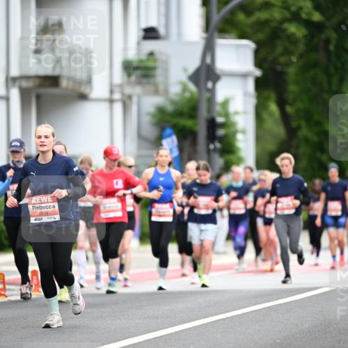 14.06.2026 - REWE Women's Run Dr. Thomas Lammeyer http://msf.ph/oto/9777951 14.06.2026 10:42:17 Laufen 5924, 51 meine-sportfotos.de