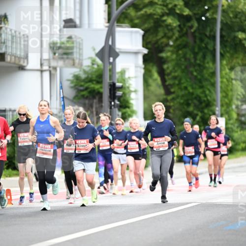 14.06.2026 - REWE Women's Run Dr. Thomas Lammeyer http://msf.ph/oto/9777959 14.06.2026 10:42:18 Laufen 5216 meine-sportfotos.de