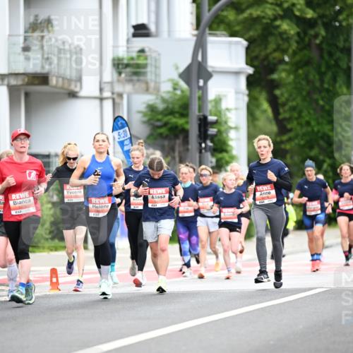 14.06.2026 - REWE Women's Run Dr. Thomas Lammeyer http://msf.ph/oto/9777960 14.06.2026 10:42:18 Laufen 4, 5, 30, 2013, 57, 657 meine-sportfotos.de