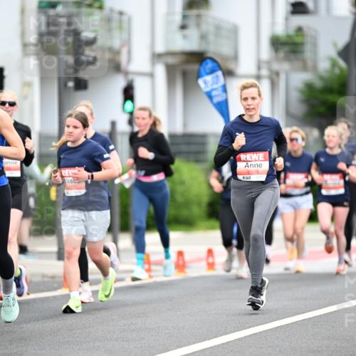 14.06.2026 - REWE Women's Run Dr. Thomas Lammeyer http://msf.ph/oto/9777990 14.06.2026 10:42:21 Laufen 3, 30, 5898, 657 meine-sportfotos.de