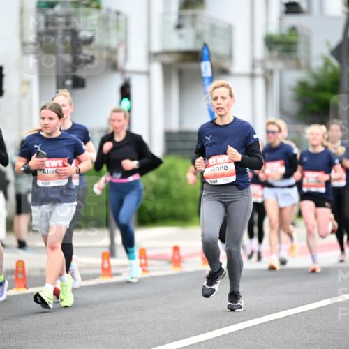14.06.2026 - REWE Women's Run Dr. Thomas Lammeyer http://msf.ph/oto/9777992 14.06.2026 10:42:21 Laufen 19, 5898, 6517 meine-sportfotos.de