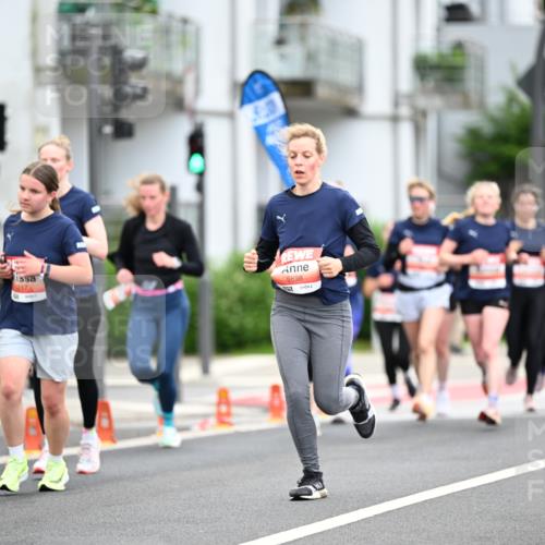 14.06.2026 - REWE Women's Run Dr. Thomas Lammeyer http://msf.ph/oto/9777995 14.06.2026 10:42:22 Laufen 3, 219, 217, 5898, 557 meine-sportfotos.de
