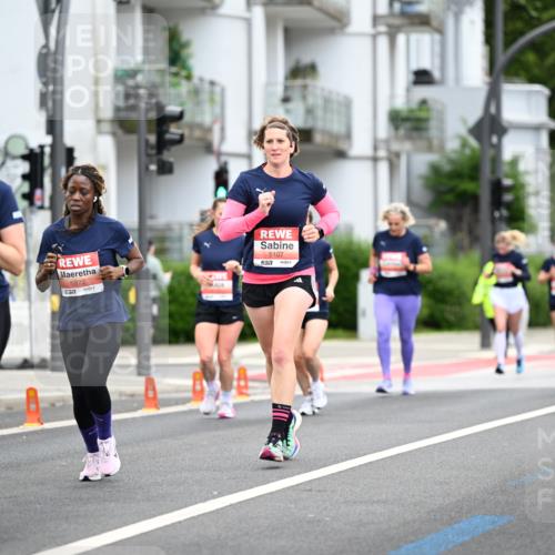 14.06.2026 - REWE Women's Run Dr. Thomas Lammeyer http://msf.ph/oto/9778047 14.06.2026 10:42:28 Laufen 5284, 7, 5872, 5107, 7 meine-sportfotos.de
