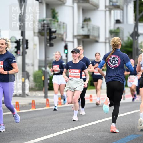 14.06.2026 - REWE Women's Run Dr. Thomas Lammeyer http://msf.ph/oto/9778084 14.06.2026 10:42:32 Laufen 5113, 5581, 7 meine-sportfotos.de