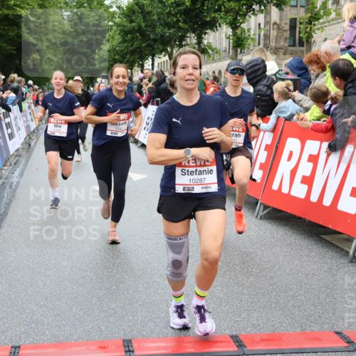 14.06.2026 - REWE Women's Run Strokosch-Dieckow http://msf.ph/oto/9778088 14.06.2026 09:57:14 Ziel 10131, 10167, 10253, 10287, 10463, 10479, 10543, 10611, 10740, 10835, 10844, 10926, 11016, 11055, 11344 meine-sportfotos.de