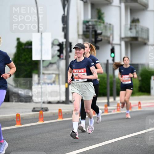 14.06.2026 - REWE Women's Run Dr. Thomas Lammeyer http://msf.ph/oto/9778094 14.06.2026 10:42:33 Laufen 5113, 577 meine-sportfotos.de