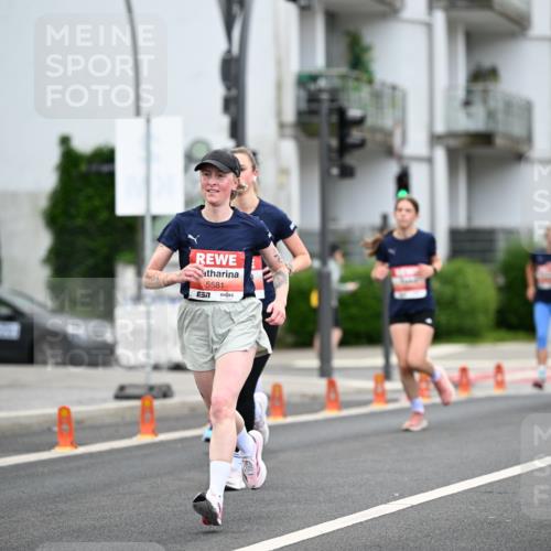 14.06.2026 - REWE Women's Run Dr. Thomas Lammeyer http://msf.ph/oto/9778098 14.06.2026 10:42:33 Laufen 5581, 7 meine-sportfotos.de