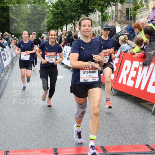 14.06.2026 - REWE Women's Run Strokosch-Dieckow http://msf.ph/oto/9778103 14.06.2026 09:57:14 Ziel 10131, 10167, 10253, 10287, 10463, 10479, 10543, 10611, 10740, 10835, 10844, 10926, 11016, 11055, 11344 meine-sportfotos.de