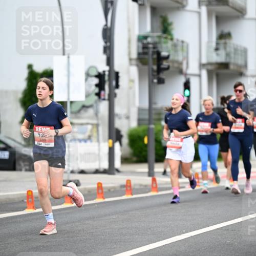 14.06.2026 - REWE Women's Run Dr. Thomas Lammeyer http://msf.ph/oto/9778116 14.06.2026 10:42:35 Laufen 5499 meine-sportfotos.de