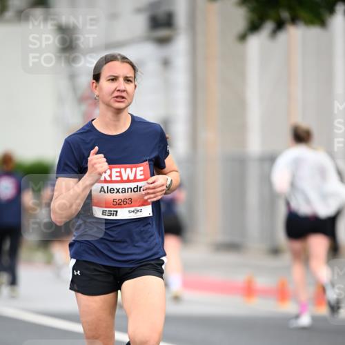 14.06.2026 - REWE Women's Run Dr. Thomas Lammeyer http://msf.ph/oto/9778209 14.06.2026 10:43:31 Laufen 5263, 7 meine-sportfotos.de