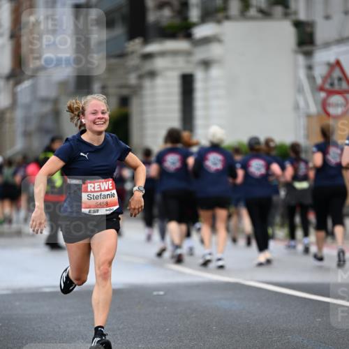 14.06.2026 - REWE Women's Run Dr. Thomas Lammeyer http://msf.ph/oto/9778366 14.06.2026 10:44:36 Laufen 5458 meine-sportfotos.de