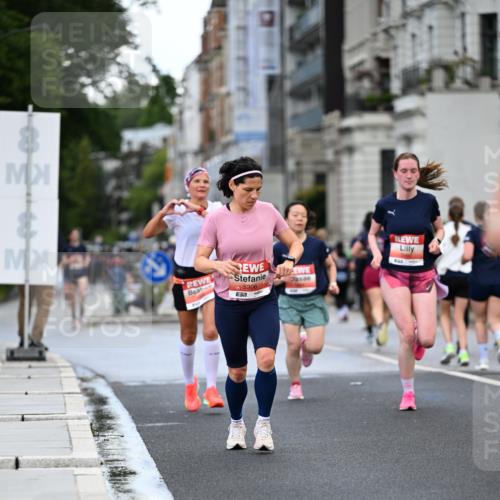 14.06.2026 - REWE Women's Run Dr. Thomas Lammeyer http://msf.ph/oto/9778397 14.06.2026 10:44:50 Laufen 5306 meine-sportfotos.de
