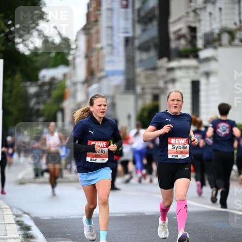 14.06.2026 - REWE Women's Run Dr. Thomas Lammeyer http://msf.ph/oto/9778505 14.06.2026 10:45:10 Laufen 5860, 5786, 7 meine-sportfotos.de