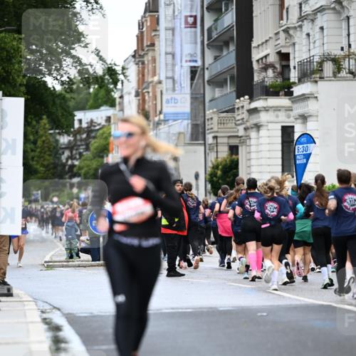 14.06.2026 - REWE Women's Run Dr. Thomas Lammeyer http://msf.ph/oto/9778550 14.06.2026 10:45:18 Laufen 6, 30 meine-sportfotos.de
