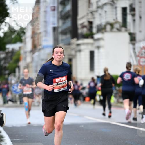 14.06.2026 - REWE Women's Run Dr. Thomas Lammeyer http://msf.ph/oto/9778609 14.06.2026 10:45:33 Laufen 7, 5434 meine-sportfotos.de