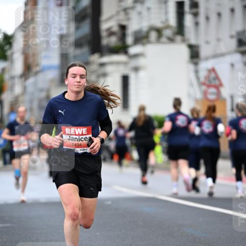 14.06.2026 - REWE Women's Run Dr. Thomas Lammeyer http://msf.ph/oto/9778613 14.06.2026 10:45:33 Laufen 5434 meine-sportfotos.de