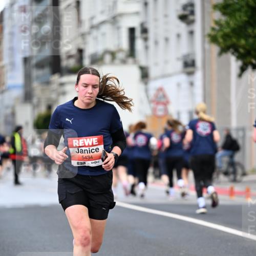 14.06.2026 - REWE Women's Run Dr. Thomas Lammeyer http://msf.ph/oto/9778619 14.06.2026 10:45:34 Laufen 5434 meine-sportfotos.de