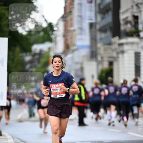 14.06.2026 - REWE Women's Run Dr. Thomas Lammeyer http://msf.ph/oto/9778661 14.06.2026 10:45:45 Laufen 5516 meine-sportfotos.de