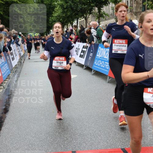 14.06.2026 - REWE Women's Run Strokosch-Dieckow http://msf.ph/oto/9778837 14.06.2026 09:57:29 Ziel 10075, 10226, 10802, 10901, 10976, 11183, 11262, 11304 meine-sportfotos.de