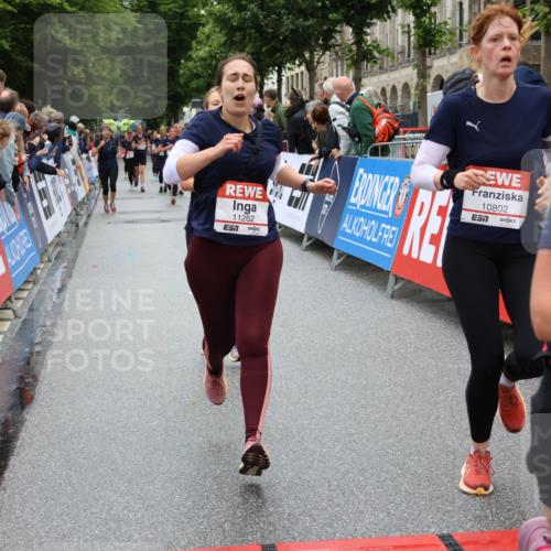 14.06.2026 - REWE Women's Run Strokosch-Dieckow http://msf.ph/oto/9778893 14.06.2026 09:57:29 Ziel 10075, 10226, 10802, 10901, 10976, 11183, 11262, 11304 meine-sportfotos.de