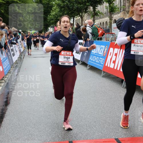 14.06.2026 - REWE Women's Run Strokosch-Dieckow http://msf.ph/oto/9778915 14.06.2026 09:57:29 Ziel 10075, 10226, 10802, 10901, 10976, 11183, 11262, 11304 meine-sportfotos.de