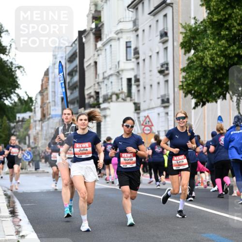14.06.2026 - REWE Women's Run Dr. Thomas Lammeyer http://msf.ph/oto/9778921 14.06.2026 10:46:30 Laufen 5308, 7, 5945 meine-sportfotos.de